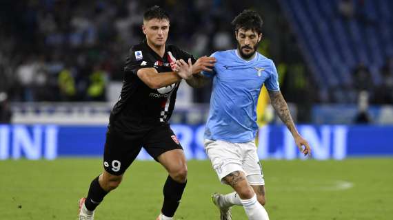 Lazio, Sarri: "Luis Alberto affaticato, ma è trascinante. Zaccagni? Uscito per problemi alla caviglia"