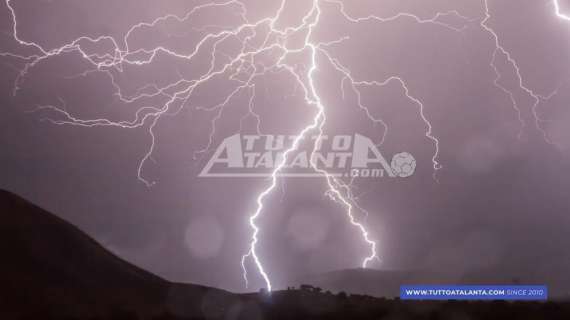 VIDEO - Maltempo nella Bergamasca, forti temporali e allagamenti a Costa Volpino e Lovere 