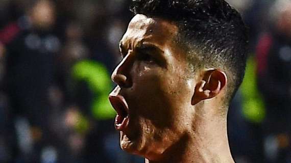 VIDEO - Cristiano Ronaldo non ha perso il vizio: gioiello su punizione nella vittoria dell'Al Nassr