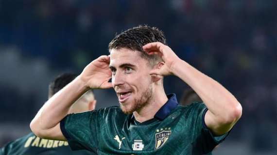 Bentornata Italia. Inter, perché Lazaro? Milan e Sampdoria, scelte diverse ma uguali: uno paga 150 milioni di euro, altri sbandierano trattative per la cessione, autodestabilizzandosi. De Laurentis e Icardi, l'ammissione di non voler spendere