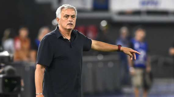 La Roma crolla a Genova: altri 4 gol subiti, Mourinho rimpiange Smalling e... Ibanez