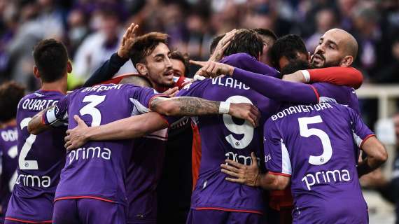 Pazzia, spettacolo e 7 gol. La Fiorentina stende il Napoli 5-2 e vola ai quarti di Coppa Italia