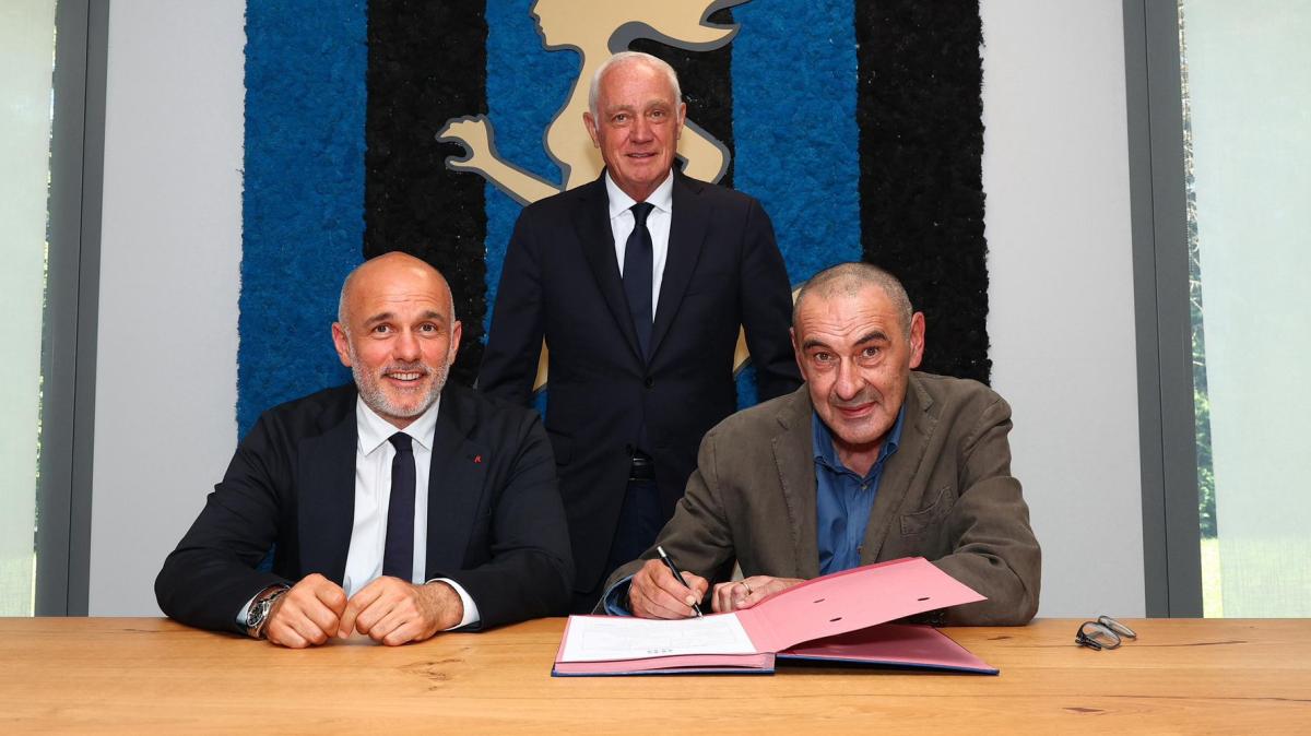 È il giorno di Sarri: firma a Zingonia e abbraccio con i tifosi, l'Atalanta cambia volto