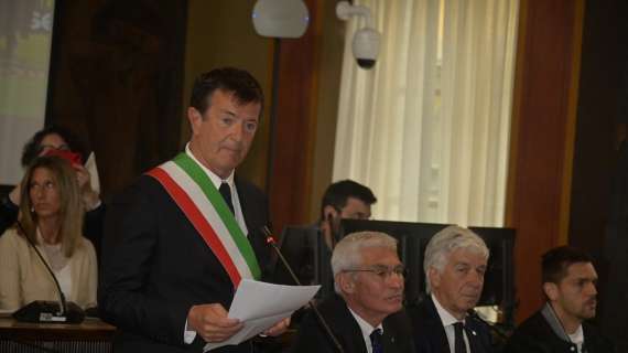 Il sindaco Gori premia l'Atalanta: "La storia che celebriamo oggi è senza precedenti"