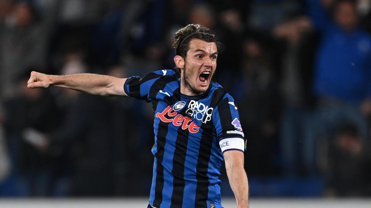 Il gol dell'anno è di de Roon: i tifosi premiano la botta al Genoa