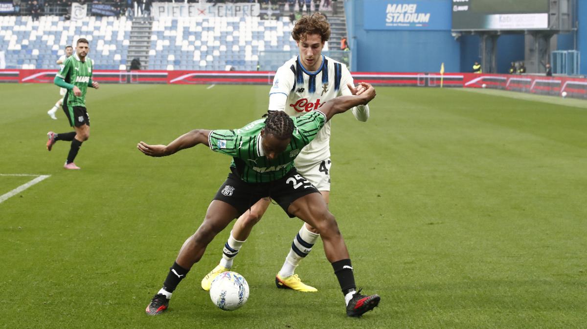 Atalanta scarica e beffata: cade contro il Sassuolo in dieci e spreca l'occasione in ottica Champions