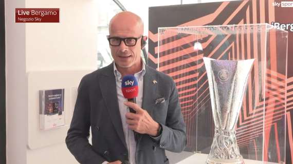 VIDEO, Sky - Europa League, il trofeo esposto a Bergamo