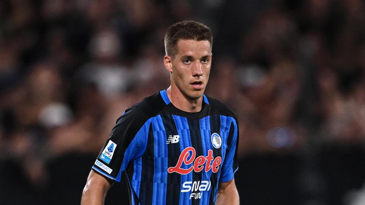 Pašalić in conferenza: "Anche soffrendo eravamo tutti lì, uniti! Sul mio futuro..."