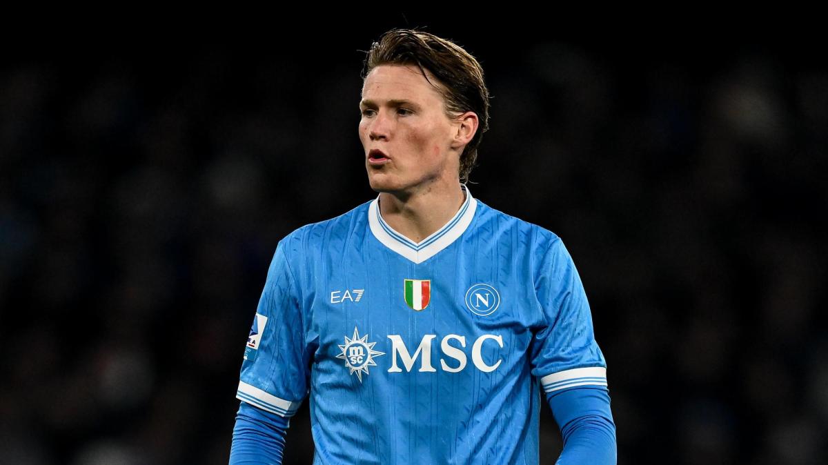 Champions / Napoli-Qarabag 2-0: gol e highlights