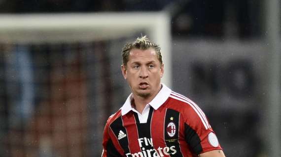 Milan, Mexes: "Giocare contro queste squadre è sempre difficile"