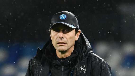 Conte non vuole indebolire il Napoli: via solo chi gioca poco. Occhio a Raspadori