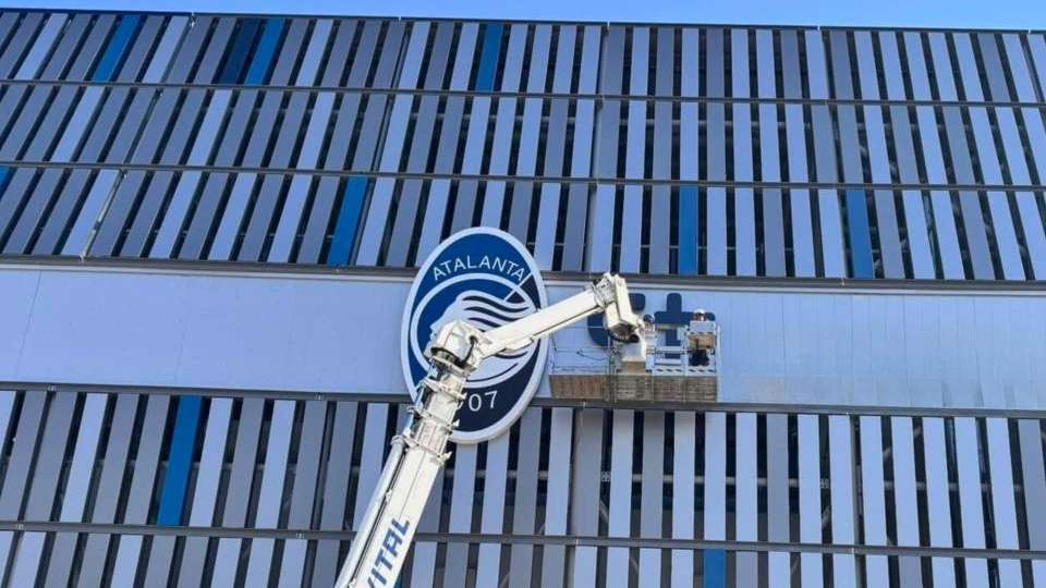 Addio "Gewiss Stadium": rimosse le scritte, tutto pronto per il nuovo nome dello Stadio