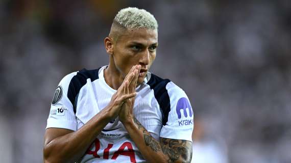 Richarlison-show: doppietta e rovesciata da urlo, Tottenham travolgente all’esordio. Gol & Highlights