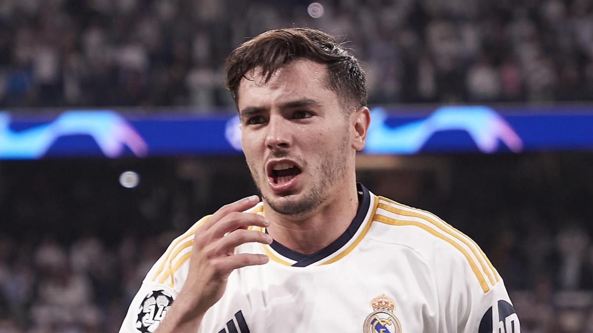 Il caso Diaz: cucchiaio fatale e bufera. Luis Enrique lo difende: "Non è un criminale. Anche Zidane lo fece"