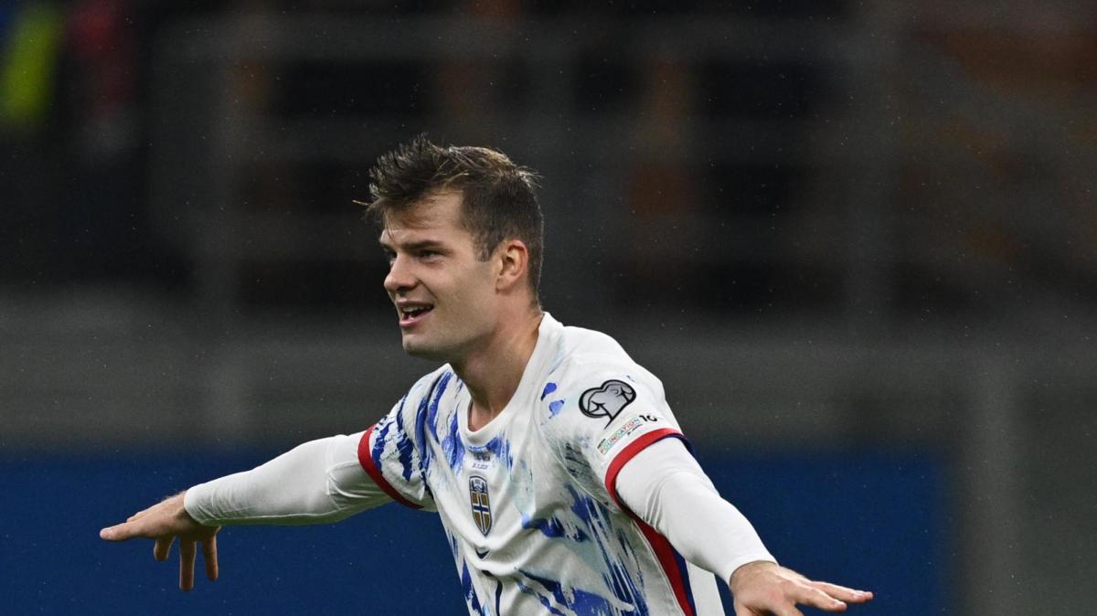 Vlahović lascia, la Juventus chiama Sørloth: l'estate bianconera riparte dall'attacco