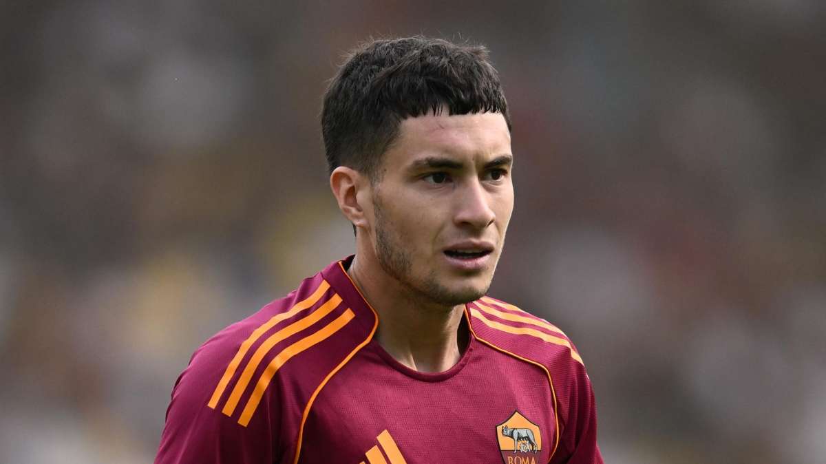 Soulé resta fedele all’Argentina: l’agente riapre l’ipotesi Italia, ma il fantasista della Roma non cambia idea