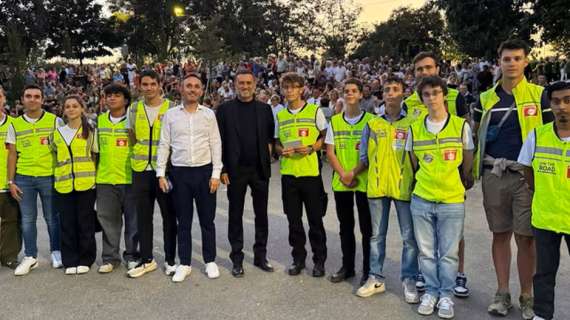 Atalanta celebra la tradizione: insieme alla comunità per lo spettacolo pirotecnico
