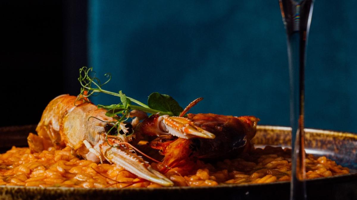 Il giovedì sera di Bergamo si evolve: al Batik il rito infrasettimanale unisce «Risotto No Stop» e sound d'autore