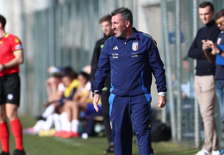 Le convocate di Under 17 e Under 16 per lo stage congiunto in programma a Tirrenia