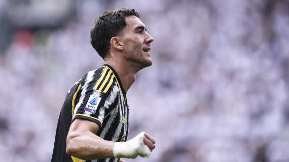 VIDEO - Vlahovic e Chiesa trascinano la Juventus, 3-1 alla Lazio: gli highlights del match