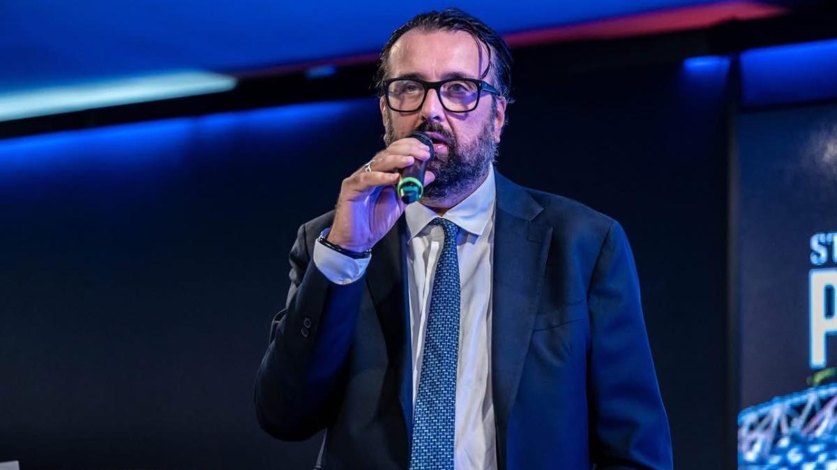 Montemurro a TA: "Calcio italiano fermo, serve innovazione dal basso"