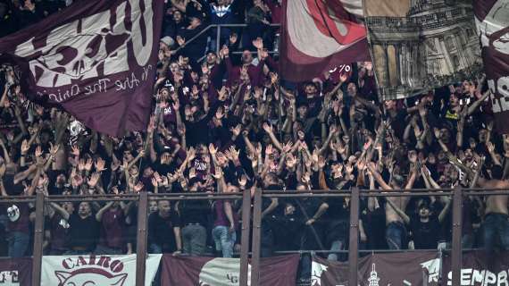 Torino, la carica dei tifosi alla vigilia del derby. "E sabato 11 espulsioni"