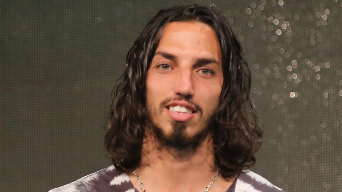 Ezequiel Schelotto eroe per caso: l'ex Atalanta spegne un incendio in campo e salva la partita