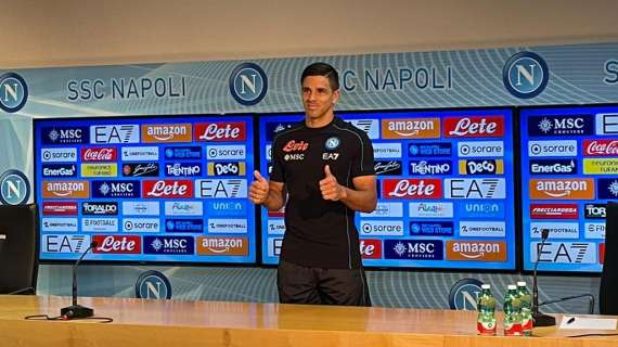 Ex Obiettivi -  Il Napoli presenta Simeone: "Avevo altre offerte importanti, ma volevo solo venire qui"