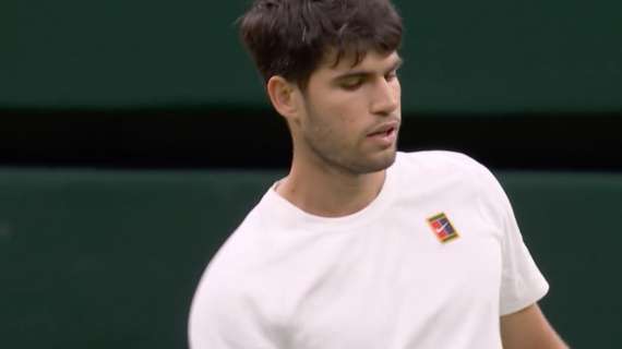 TASPORT24 - Alcaraz soffre, rimonta e vola ai quarti di Wimbledon: è suo il big match con Rublev. Gli Highlights