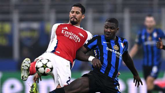 Inter all'italiana: 1-0 all'Arsenal di rigore. Inzaghi soddisfatto, Arteta polemico