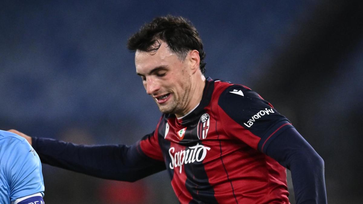 Qui Bologna - Italiano cambia pelle: verso il 4-3-3 con Fabbian. Rebus in attacco, Zortea sfida il passato