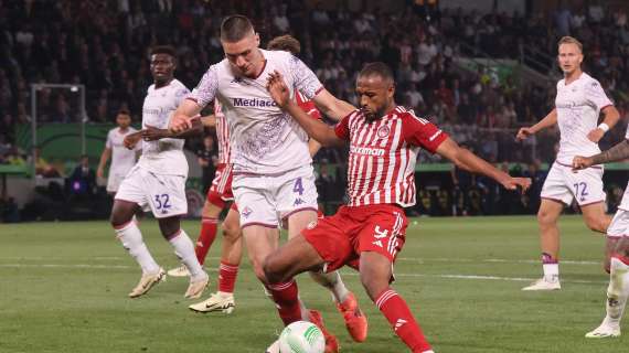 Olympiacos-Fiorentina 1-0: la Fiorentina perde la Conference al 116'