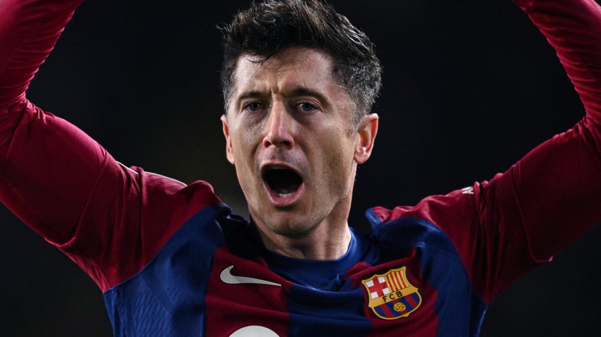 Flick fa scacco matto a Simeone: Lewandowski fa volare il Barça a +7 sul Real Madrid