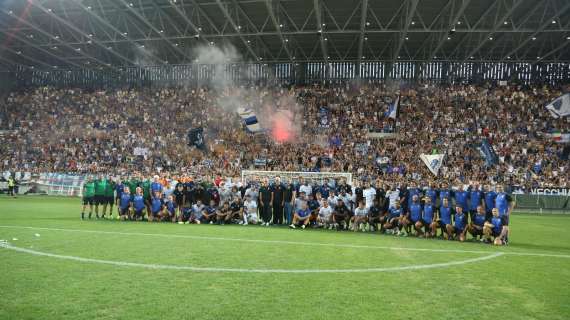 Al Gewiss Stadium il saluto della squadra ai tifosi