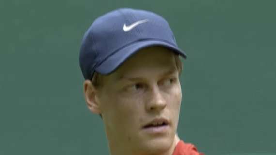 TASPORT24 - Sinner soffre ma passa al 2° turno di Wimbledon