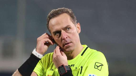 VAR rivoluzionata: spiegazioni in diretta, più revisioni e nuova regola degli 8 secondi per i portieri