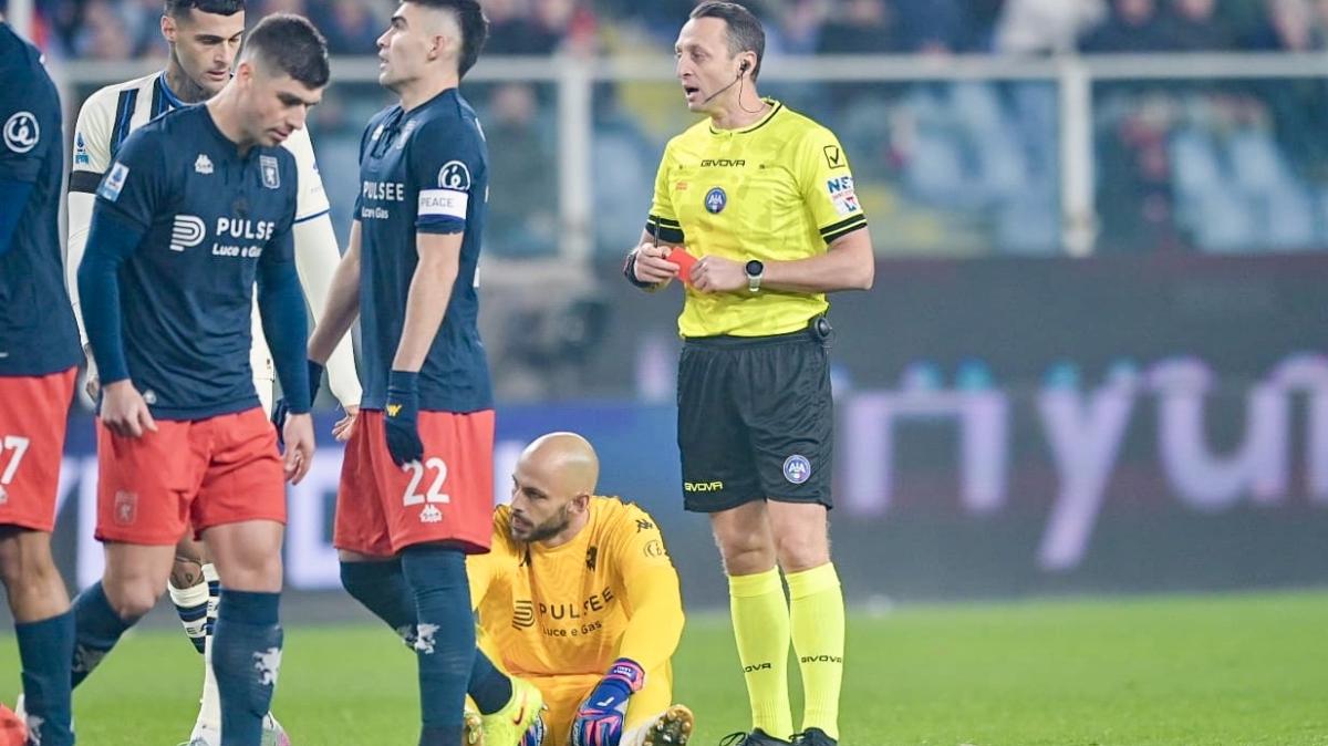 Clamoroso a Marassi: Genoa in dieci dopo 120 secondi! Follia Leali, rosso diretto
