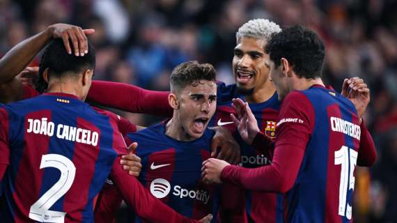 Champions /  I big del Napoli deludono, Xavi rende magico il Barça e con un 3-1 lo riporta ai quarti di finale