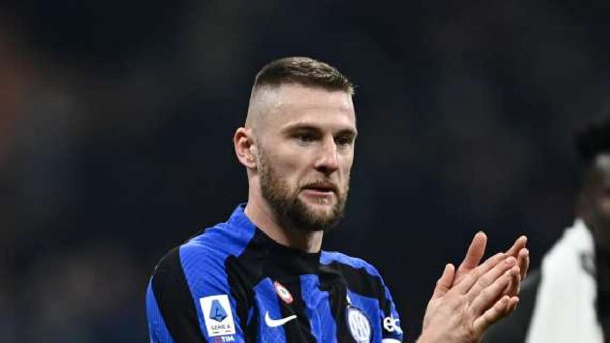 Striscione della Curva Nord per Skriniar: L'Inter si ama e si rispetta