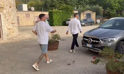 FOTO - Missori al Bel Sito Hotel: firma sul contratto, è dell'Avellino