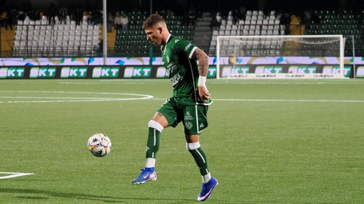 CdS - "Urlo Izzo l’Avellino non molla". Sounas e Besaggio da 7 - Notizia Avellino Calcio