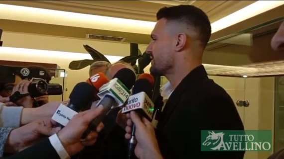 VIDEO - Lescano: "Avellino, ora voglio la Supercoppa e poi misurarmi in B. Che emozione l'arrivo del pullman in Piazza Libertà"