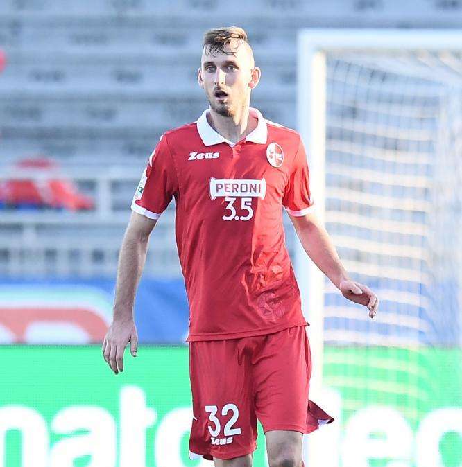 Serie B, il Bari recupera due pedine per la sfida di Avellino