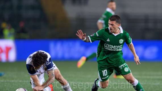 Avellino-Messina 3-0, fine primo tempo: non c'è storia, lupi travolgenti