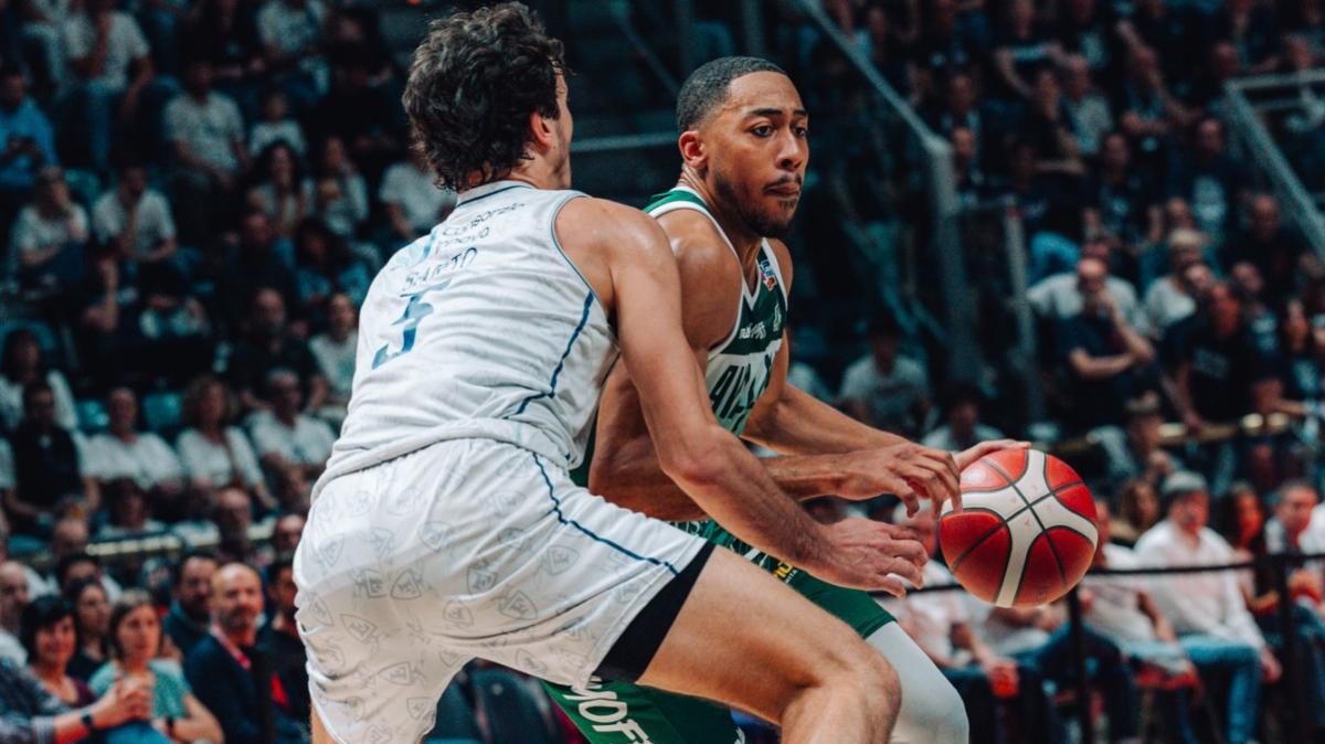Unicusano Avellino Basket: al PalaDozza c'è gara 2, i biancoverdi cercano il riscatto