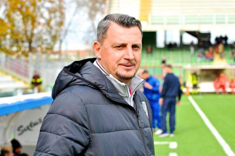 Camplone punzecchia Toscano: "L'Avellino voleva il pari, altrimenti avrebbe schierato le punte"