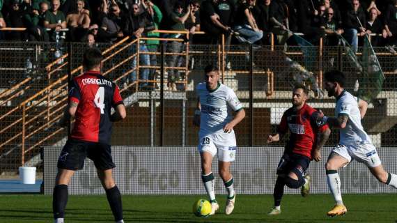Avellino-Crotone 2-0, fine primo tempo: il miglior primo tempo di questa stagione