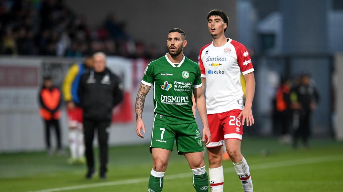 Il gol manca da un anno. Il Partenio sogna il primo gol di Tutino