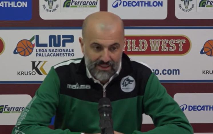 Avellino Basket, Buscaglia: "Contenti per la vittoria. Siamo riusciti a non pensare al fatto che ci avevano recuperato"