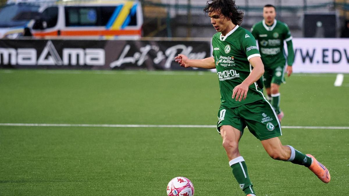 TS- "Grande Avellino. Vede i playoff". Unico insufficiente Palumbo